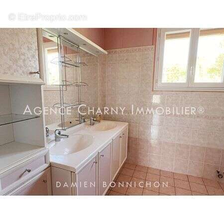 Maison à CHAMBEUGLE