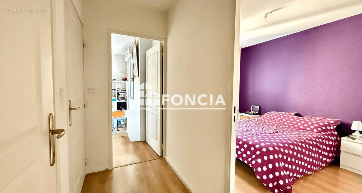 Appartement à SAINT-FONS