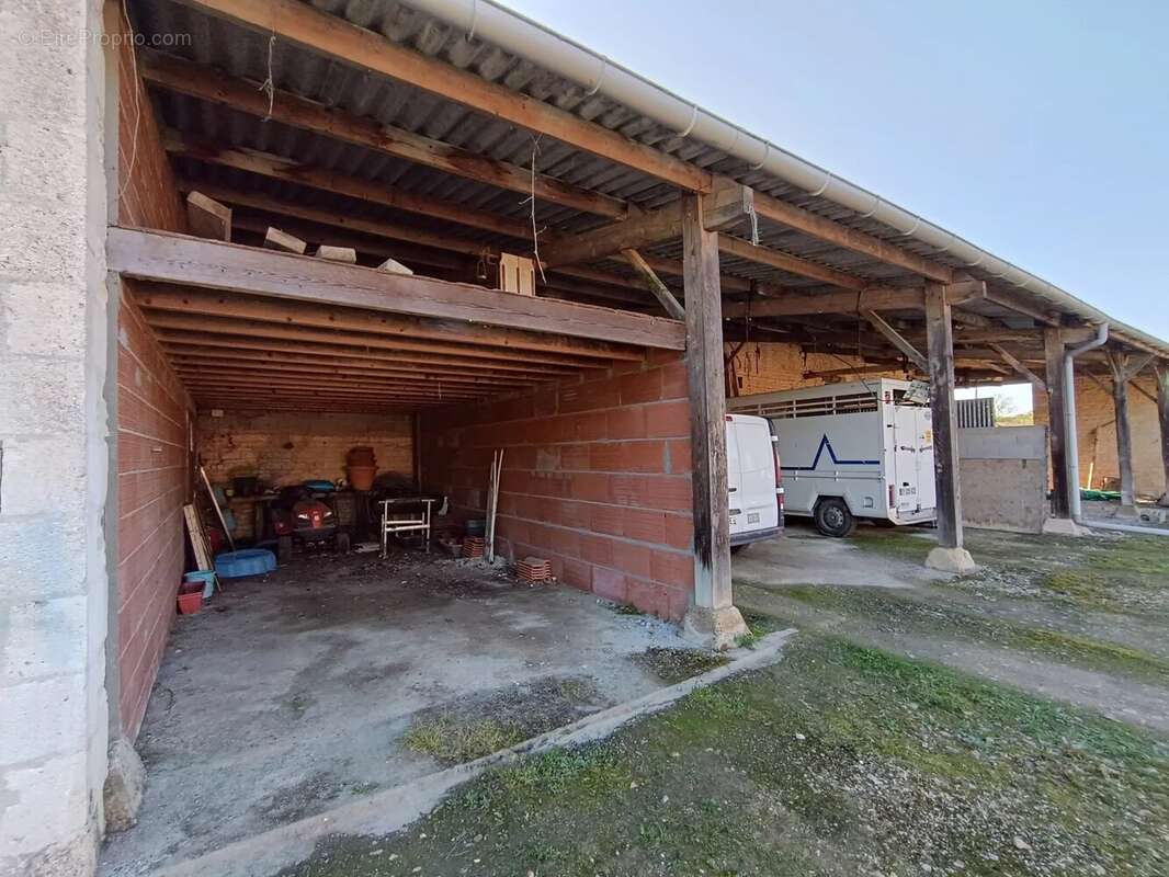 Maison à BEAUVOIR-SUR-NIORT