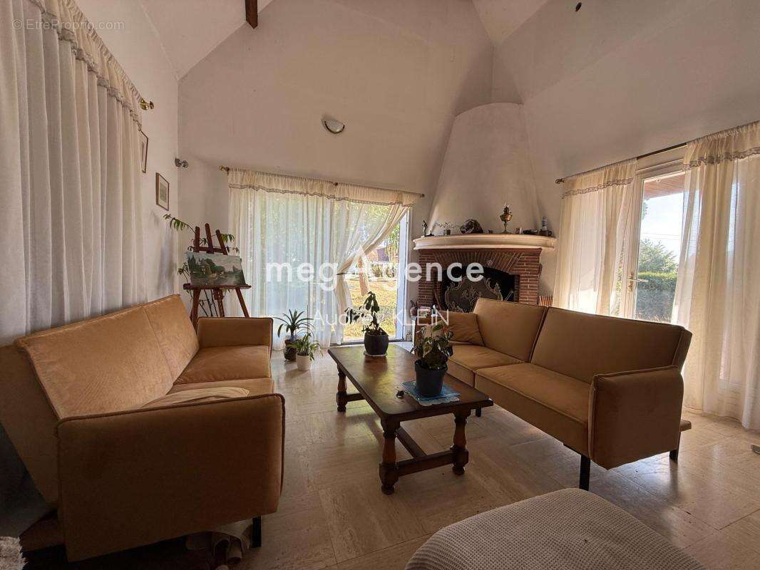 Opportunité à saisir, maison avec beaucoup de charme - photo 3