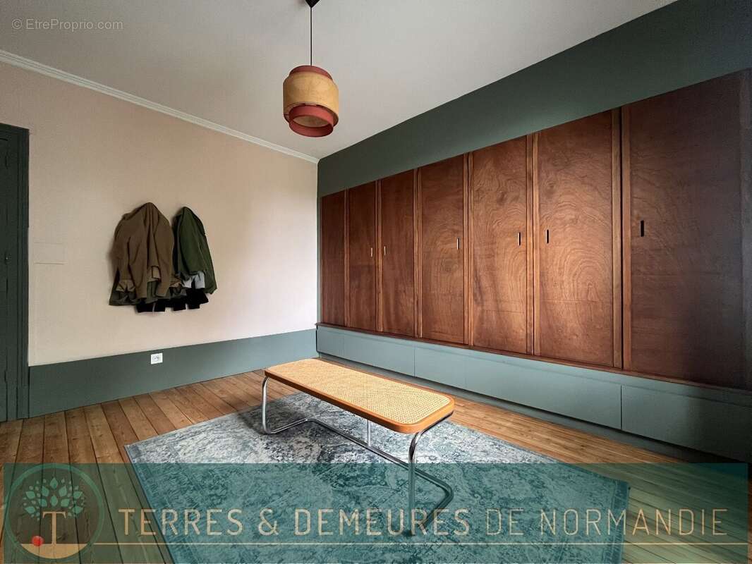 Proche des commerces, au calme, belle propriété tout confort sur un jardin de 3995m² - photo 10