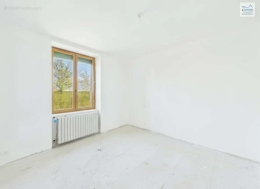 Maison à LES BRULAIS