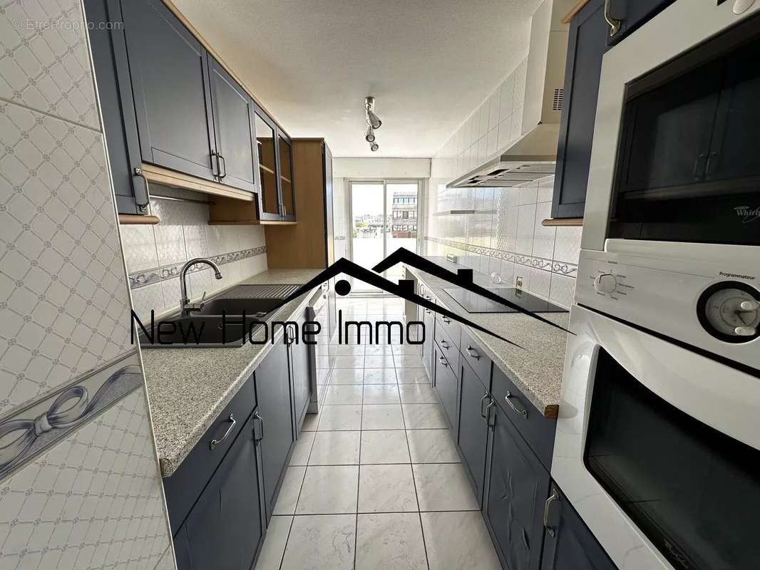 Appartement à MARSEILLE-8E