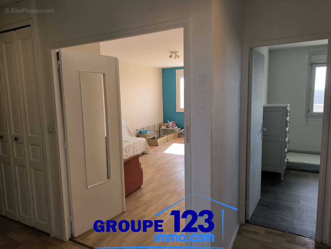 Appartement à MIGENNES