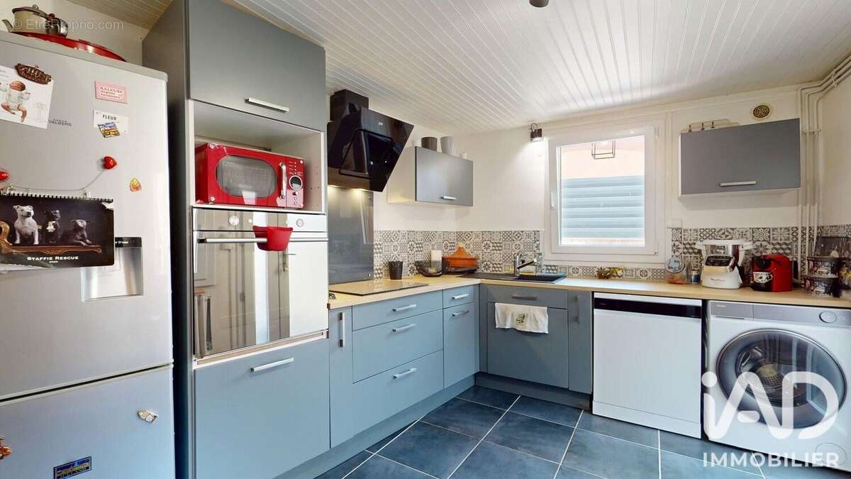 Maison 121 m² à Pont-Du-Chateau  - photo 6