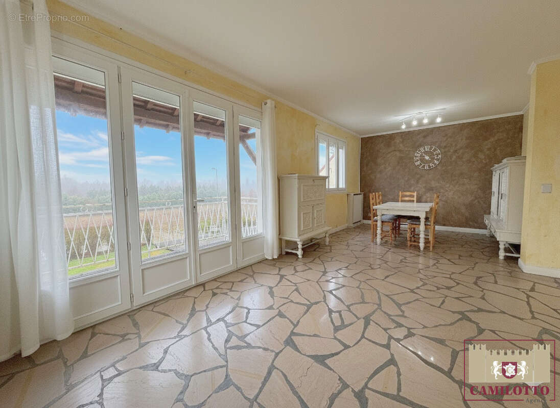 Maison à MAINTENON