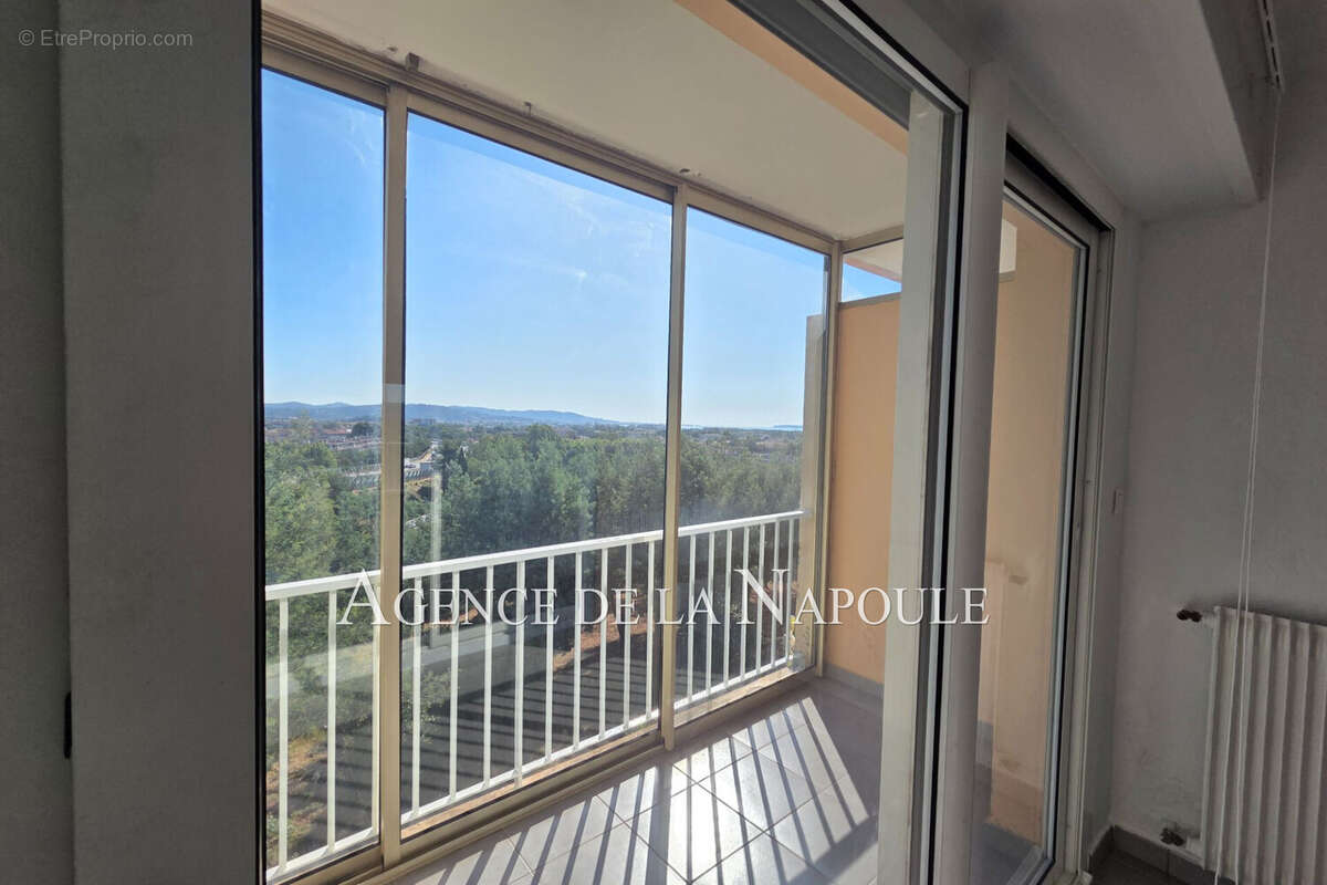 Appartement 40 m² à Mandelieu-La-Napoule  - photo 8