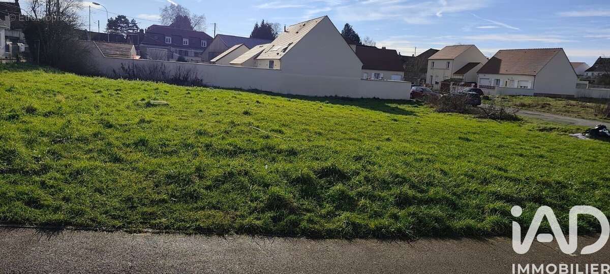 Photo 3 - Terrain à NOYON