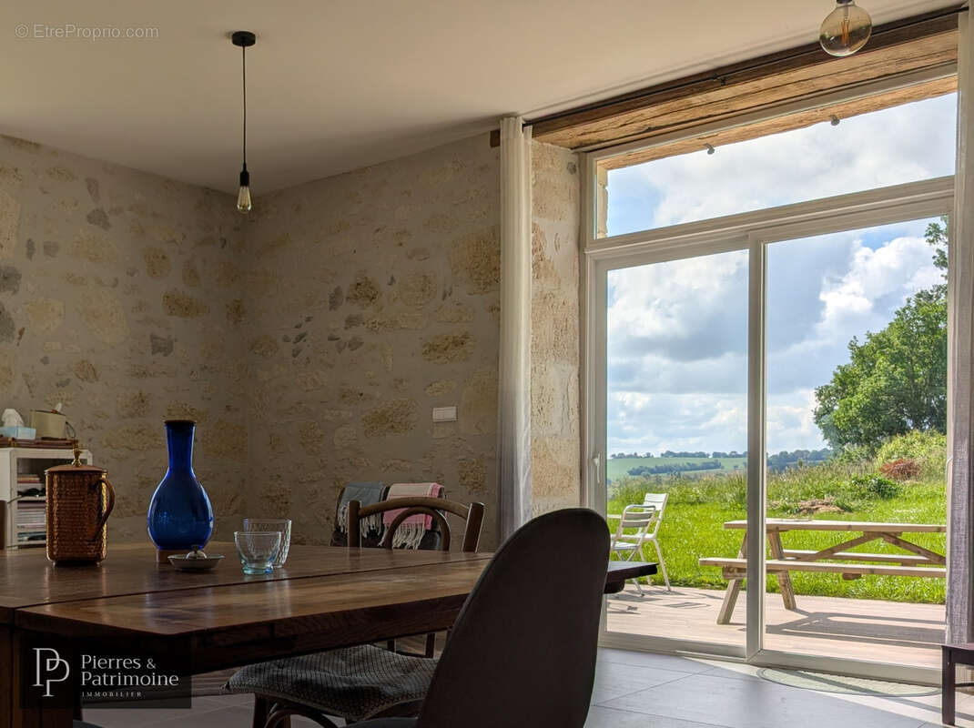 Maison à LASSERRE