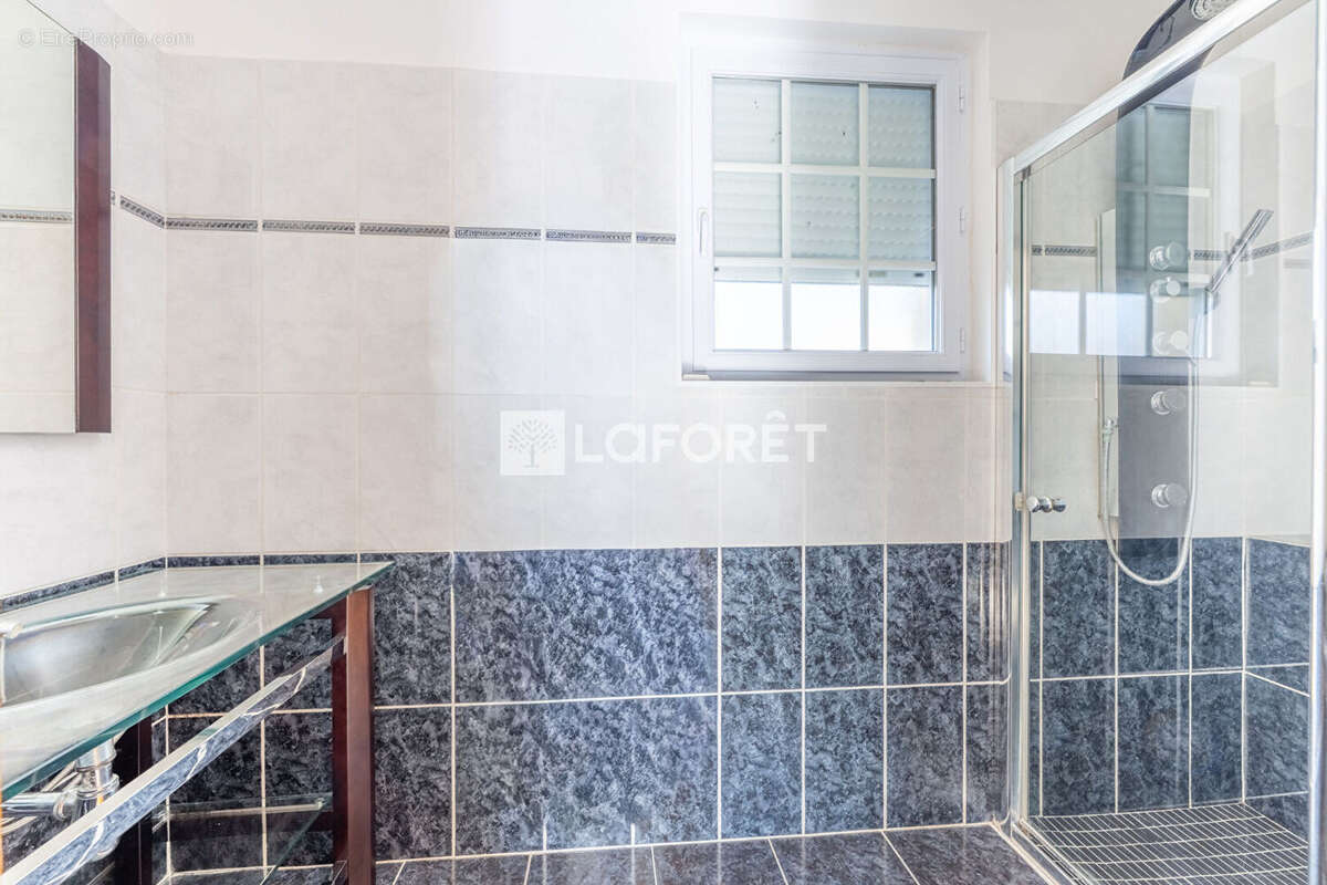 Maison à SAINT-CLAIR-SUR-EPTE