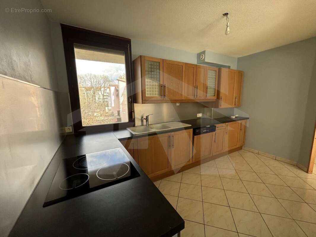 Appartement à MEYLAN