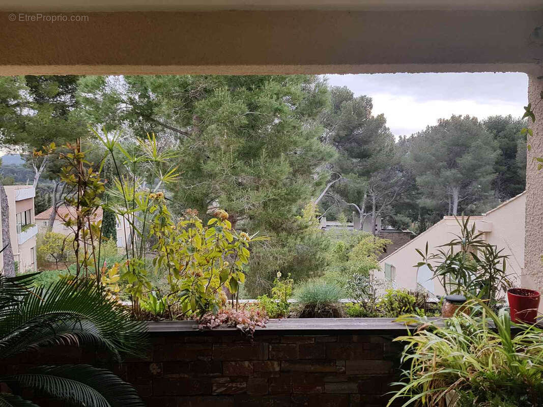 Autre à CASSIS