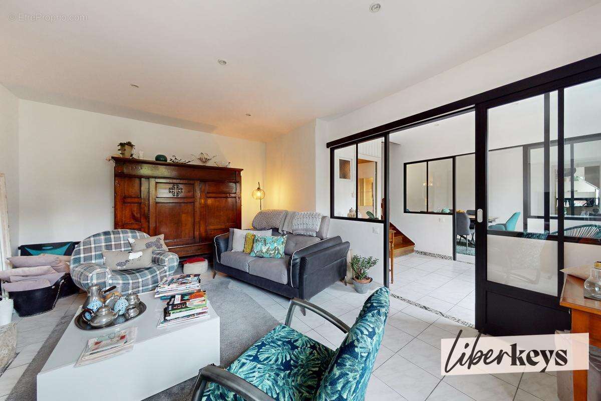 Maison à TREVOU-TREGUIGNEC