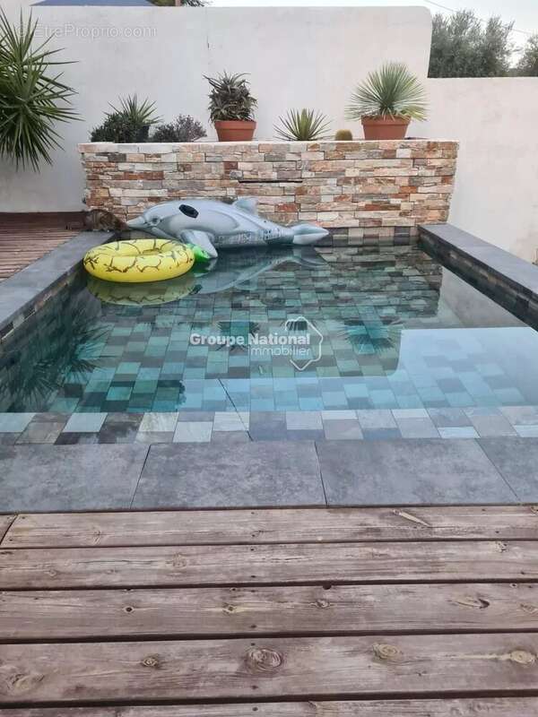 Maison à LE CASTELLET