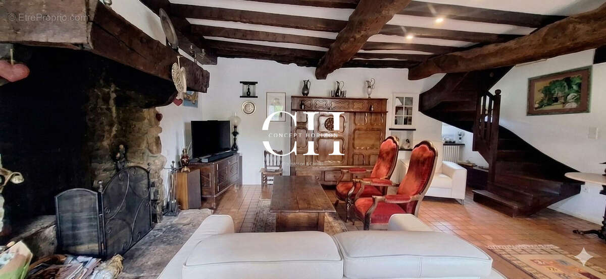 Maison à LA BOUILLIE