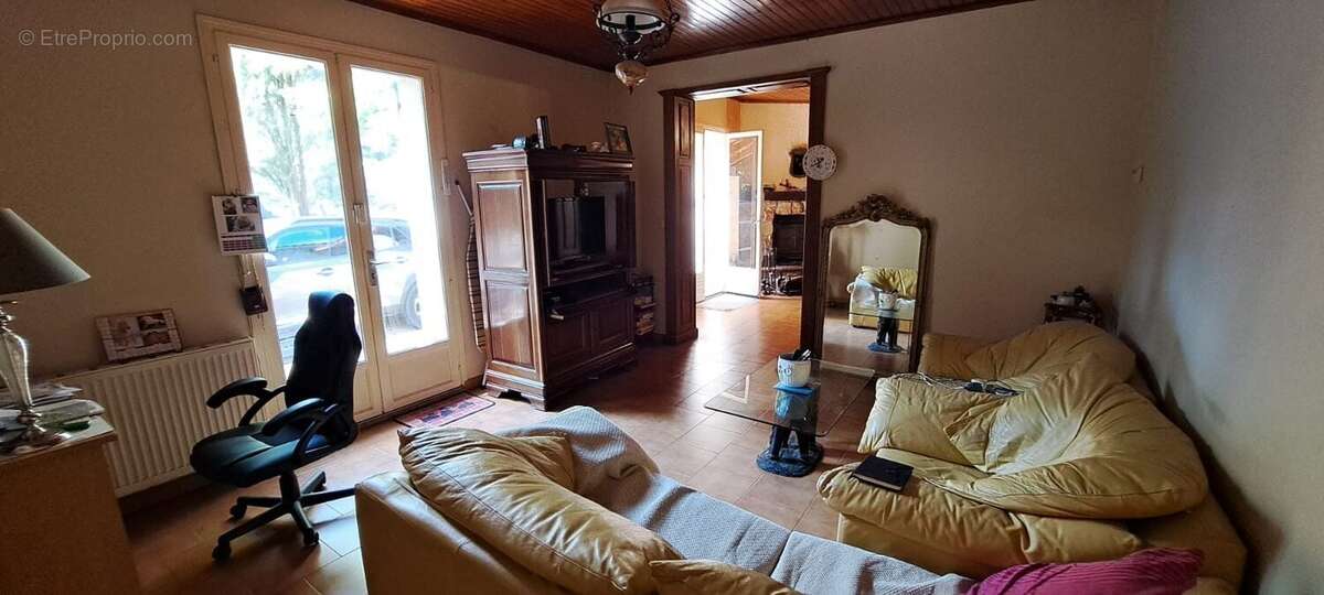 Maison 113 m² à Vauvenargues  - photo 4