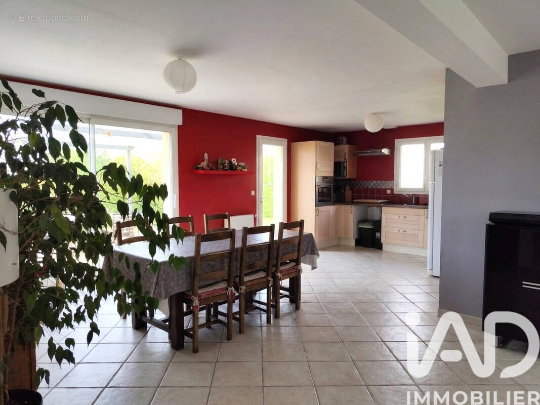Photo 1 - Maison à SOURS