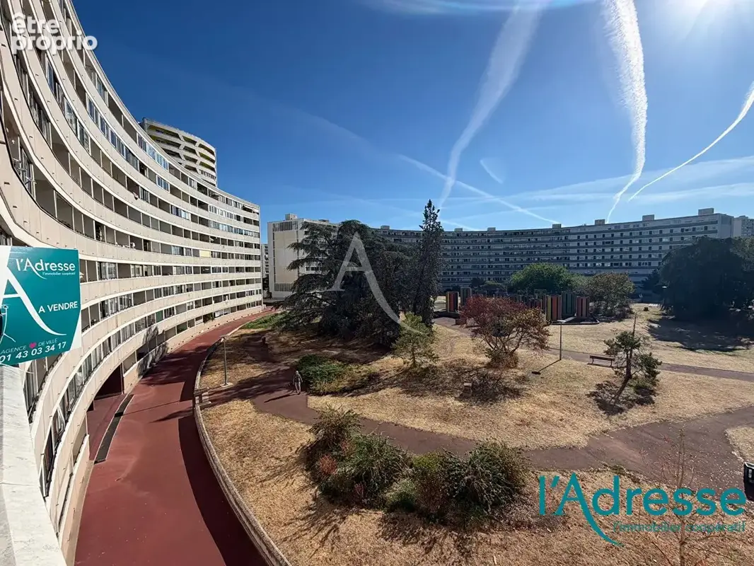 Photo Appartement à Creteil au prix de 195 000€