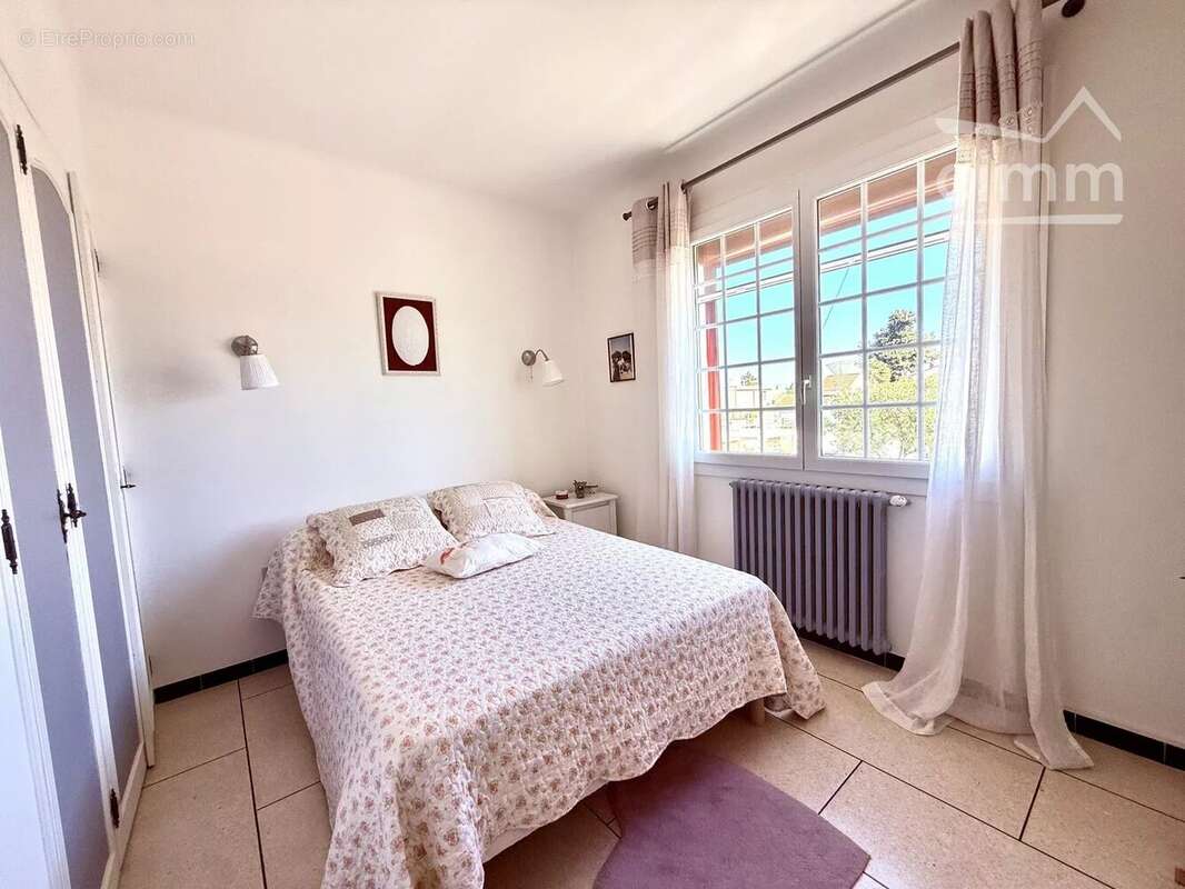 Maison à PORT-SAINT-LOUIS-DU-RHONE