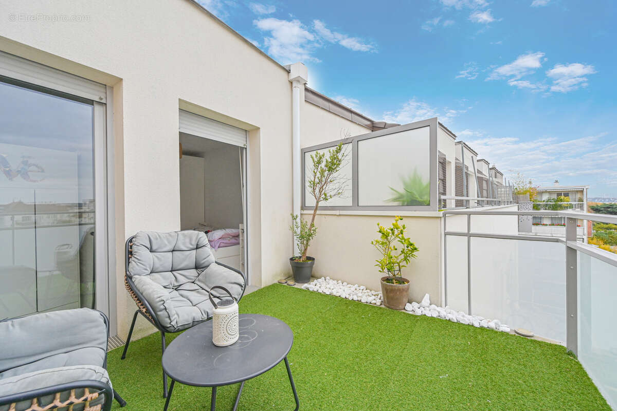 Appartement 83 m² à Creteil  - photo 3