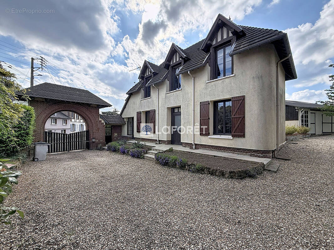Maison à BOIS-GUILLAUME