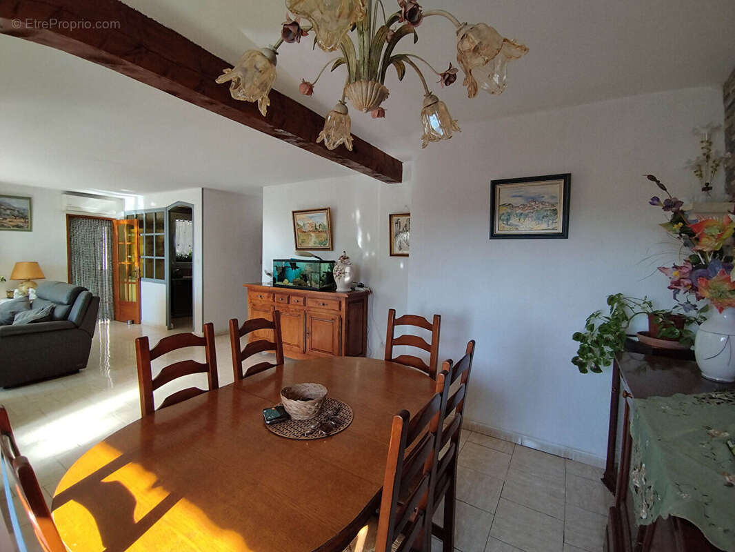 Maison à VILLENEUVE-LES-AVIGNON