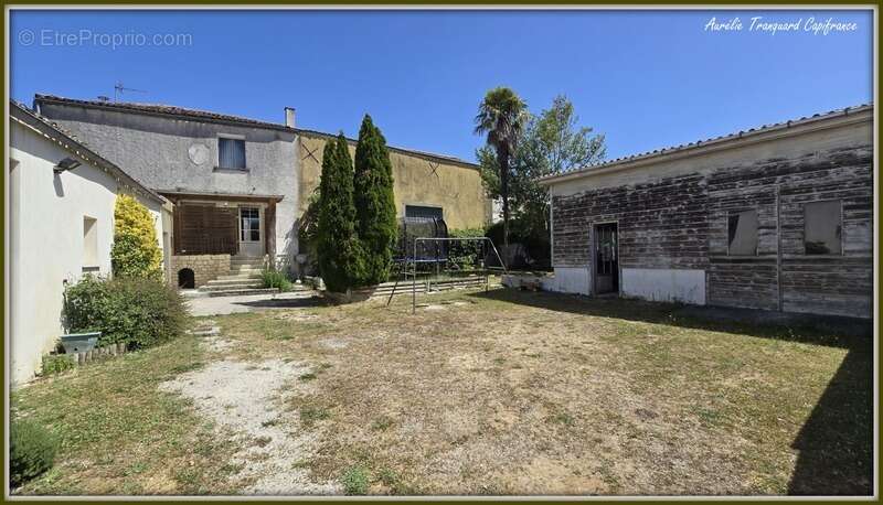 Ensemble immobilier à vendre 14 pièces LES EGLISES D'ARGENTEUIL (17)- maison principale + gîte + dépendances - photo 10