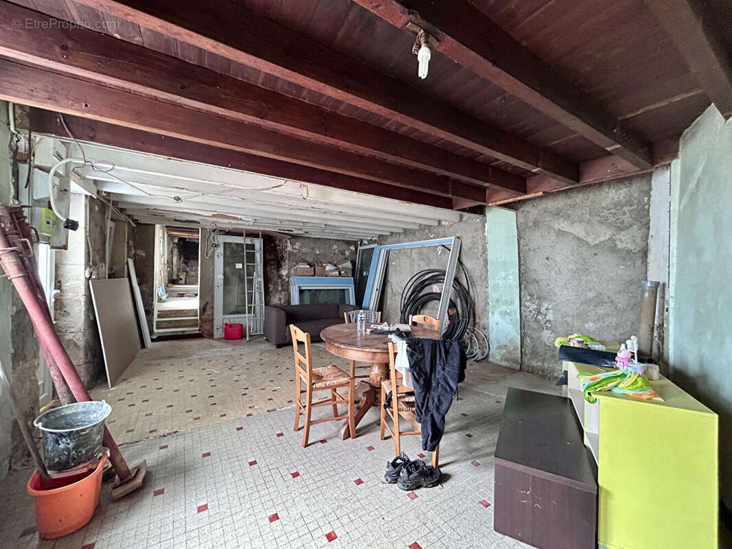 Maison Azay Le Brule 4 pièce(s) 147 m2 - photo 2