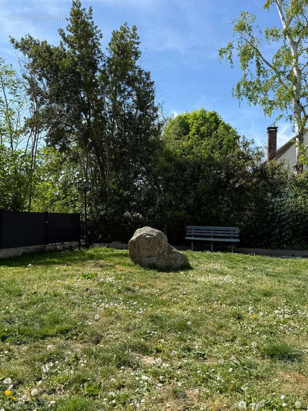 Maison à LINAS