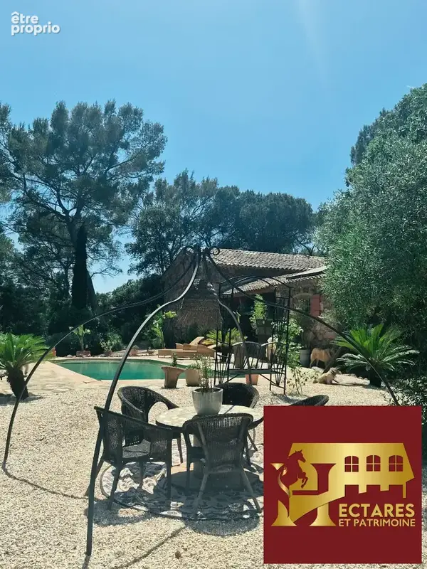 Propriété de caractère à Roquebrune sur Argens . Rare à la vente ! - photo 16