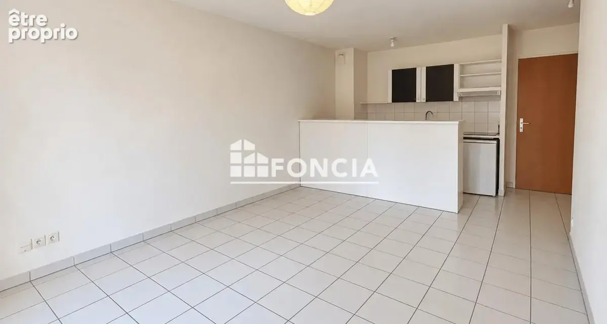 T3 / 2 chambres / Balcon / Garage - photo 3