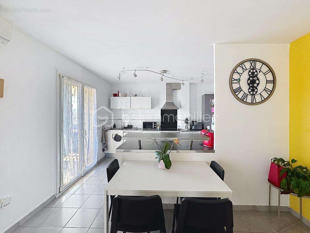 Appartement à MARIGNANE