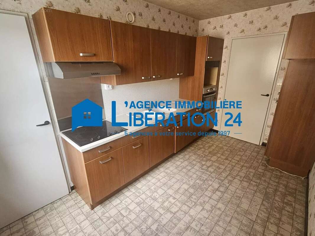 Appartement à SAINT-ETIENNE