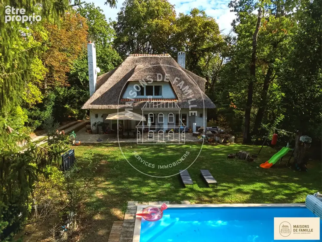Photo Maison à Rueil-Malmaison au prix de 1 890 000€