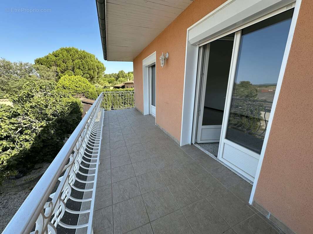 Maison 130 m² à Pennautier  - photo 2