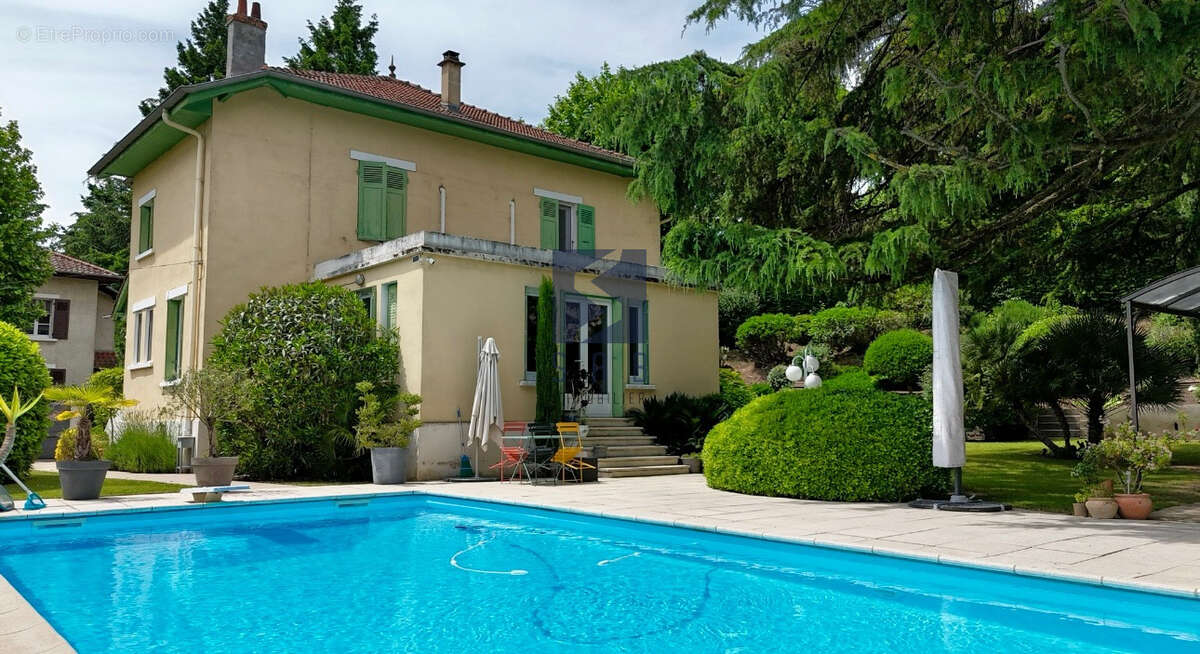 Maison à LA VOULTE-SUR-RHONE