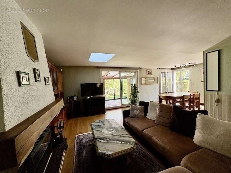 Maison à CHATEAUFORT