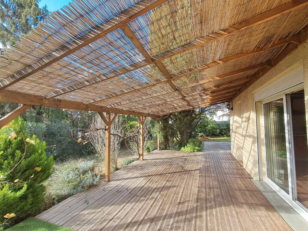 Maison à ESPONDEILHAN