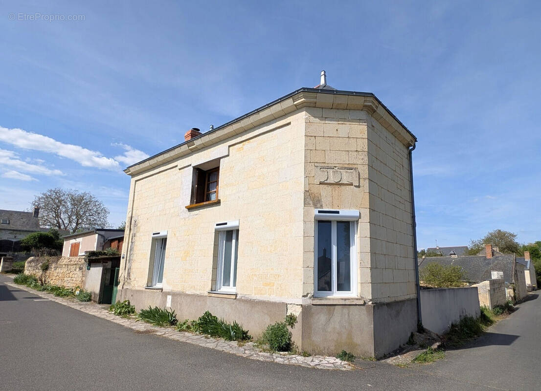 Maison à DOUE-LA-FONTAINE