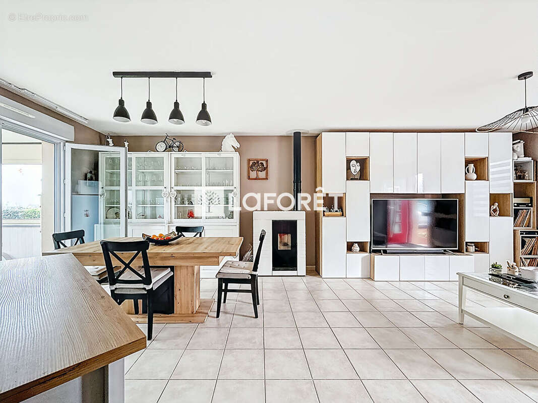 Maison à SOUZAY-CHAMPIGNY