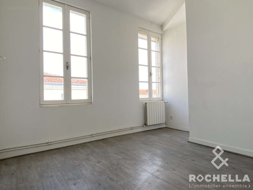 Appartement 51 m² à Rochefort  - photo 8