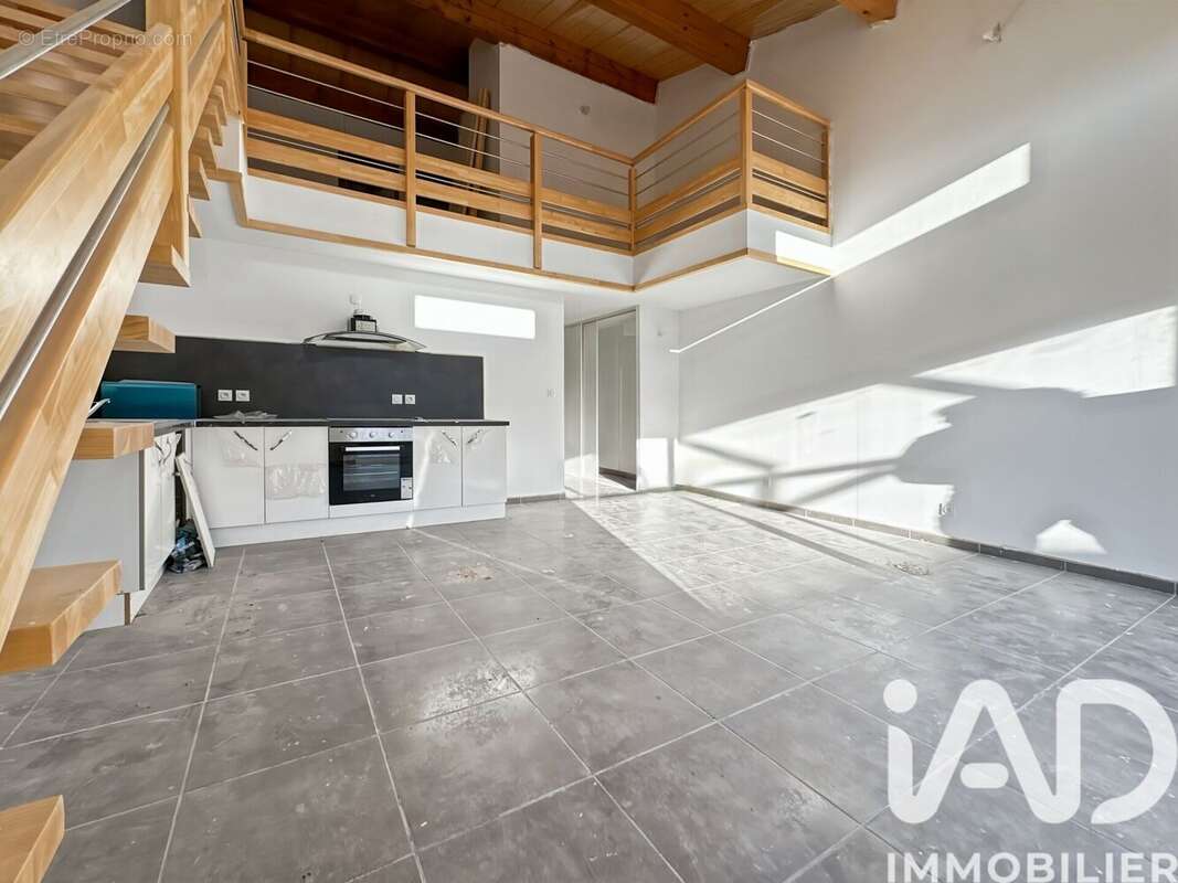 Photo 4 - Maison à SAINT-CHAPTES