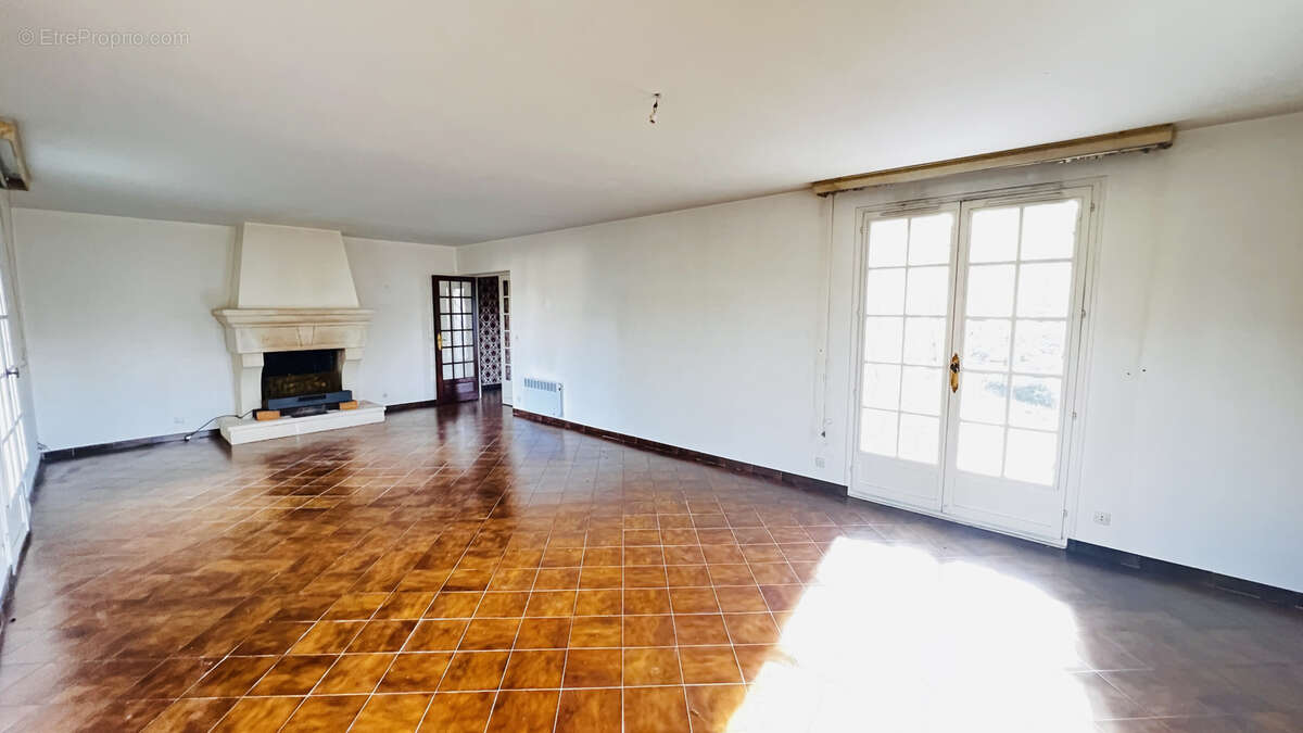 Maison à LA FERTE-ALAIS