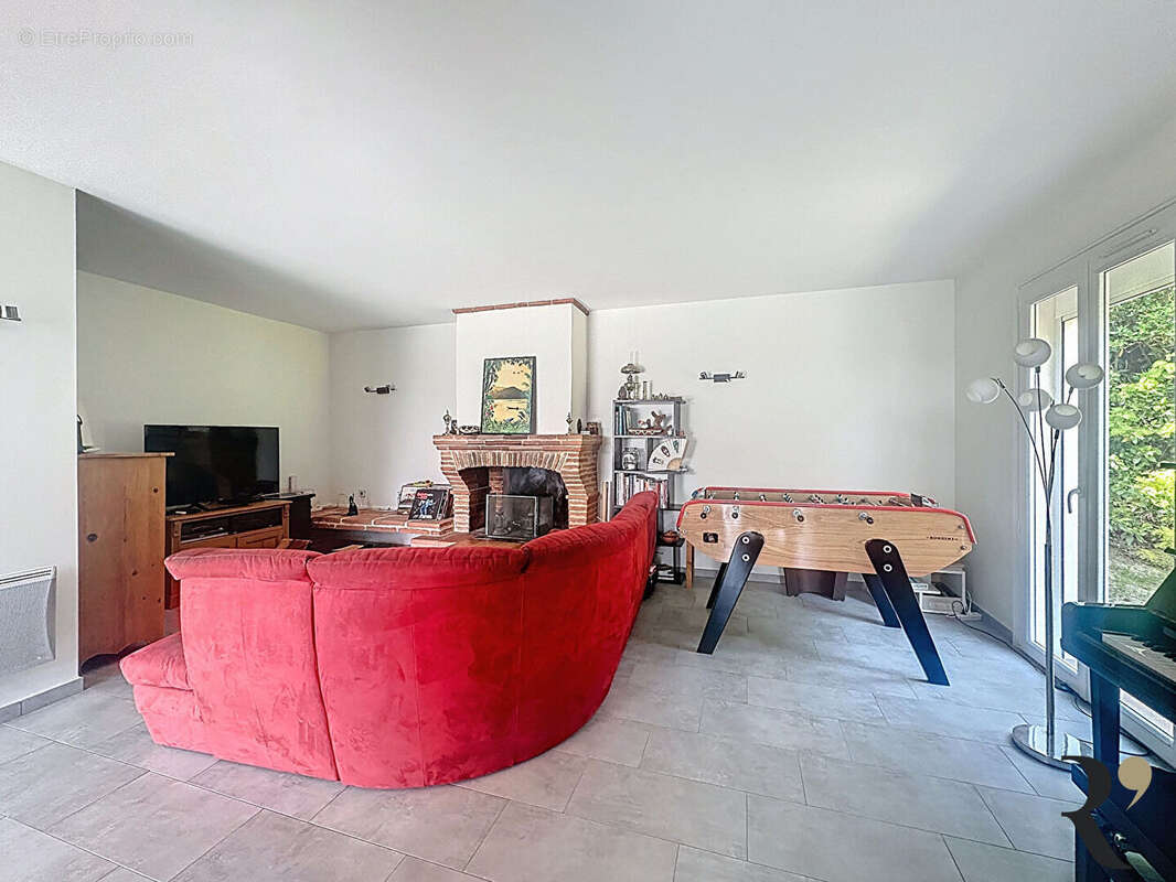 Maison à DREMIL-LAFAGE