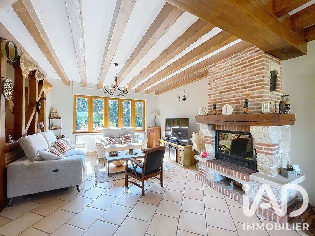 Maison 154 m² à Saint-Brisson-Sur-Loire  - photo 4