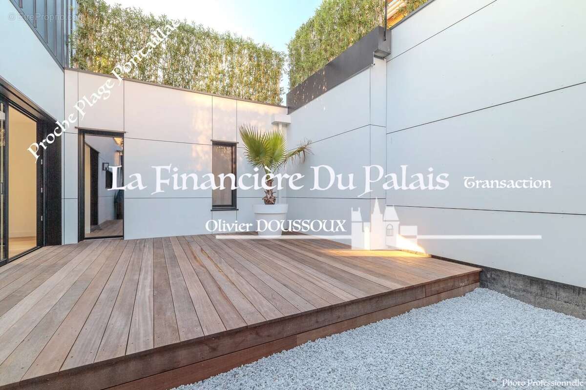 Maison à VAUX-SUR-MER