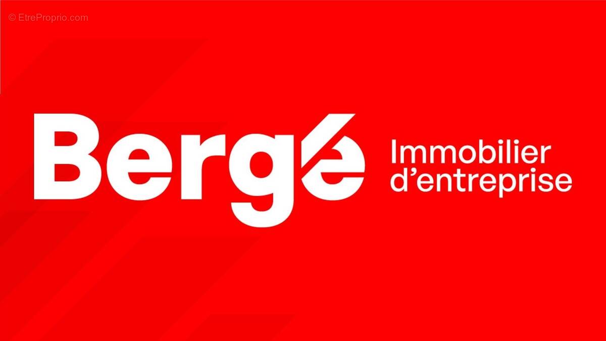 Commerce à MANDELIEU-LA-NAPOULE