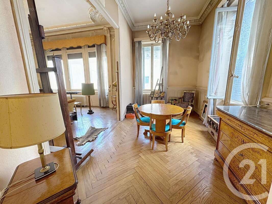 Appartement à LYON-7E