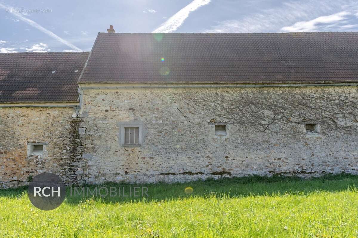 Maison à MONTFORT-L'AMAURY