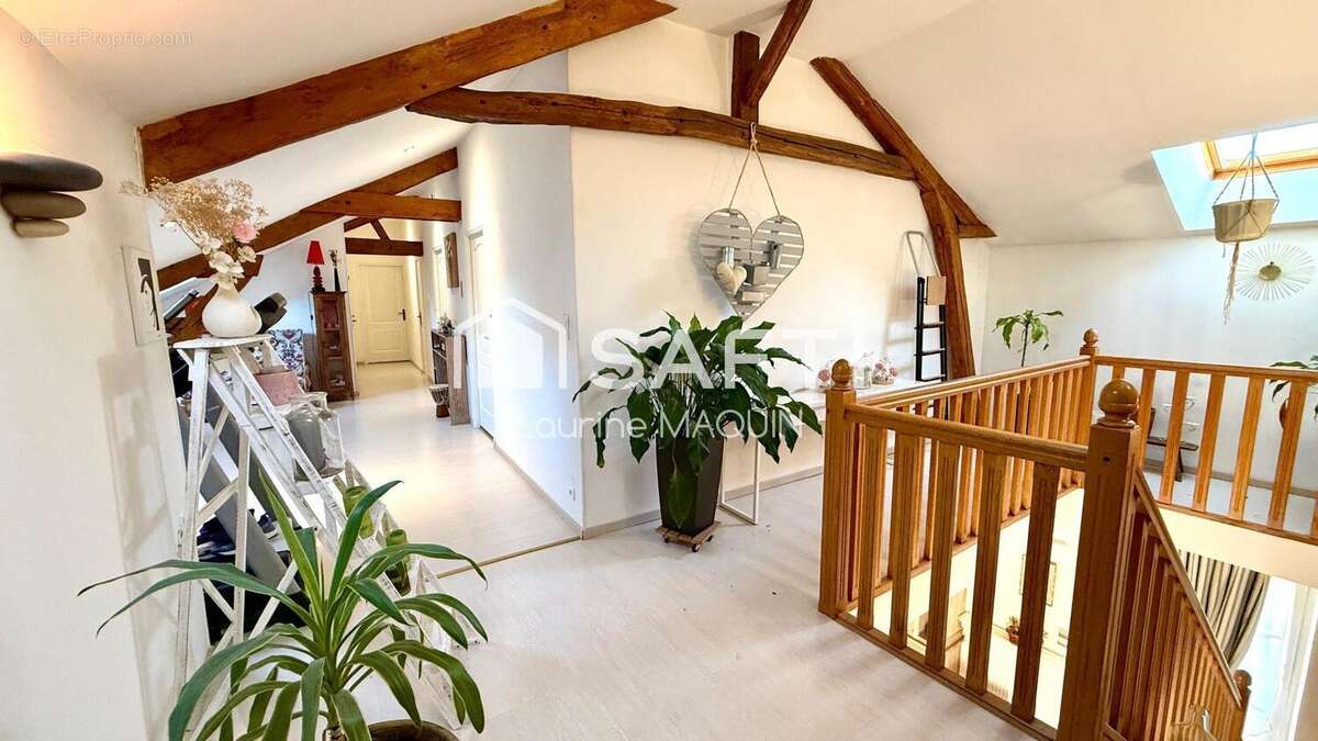 Maison 240 m² à Athies-Sous-Laon  - photo 9